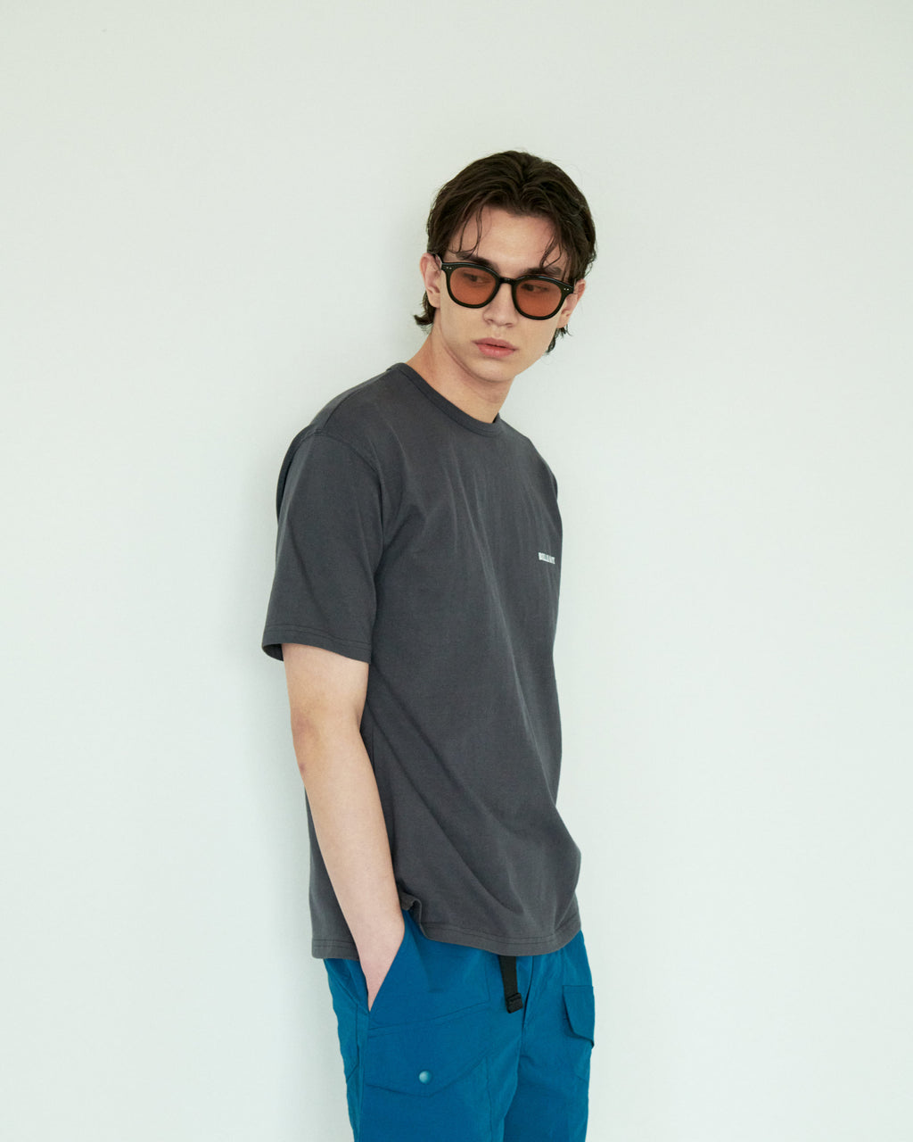 BILLIANT-Basic Open T-Shirt Charcoal - detail 1