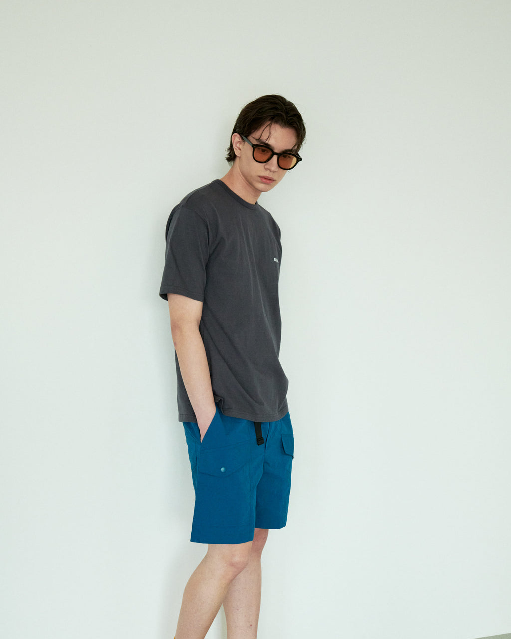 BILLIANT-Basic Open T-Shirt Charcoal - detail 2