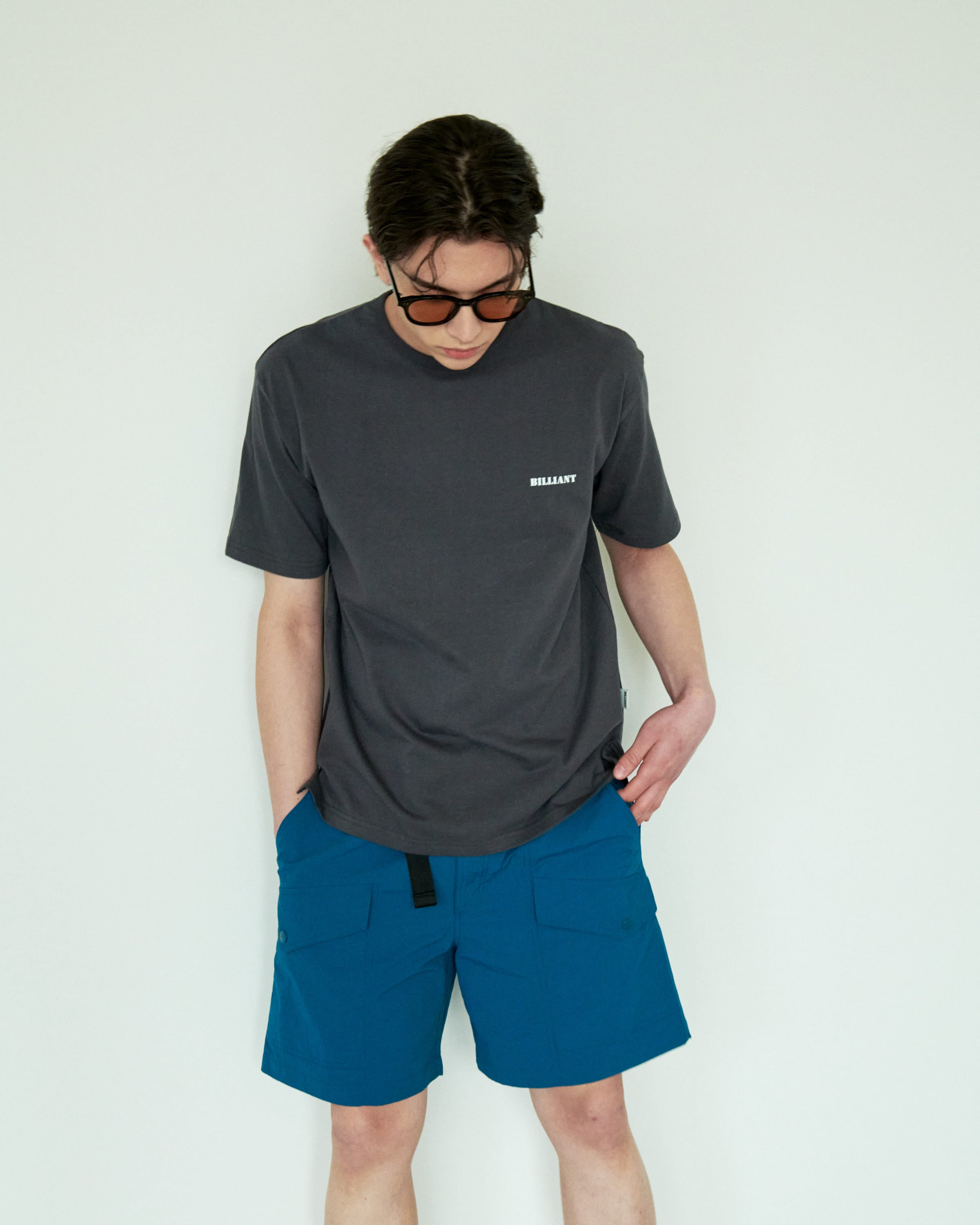 BILLIANT-Basic Open T-Shirt Charcoal - detail 3