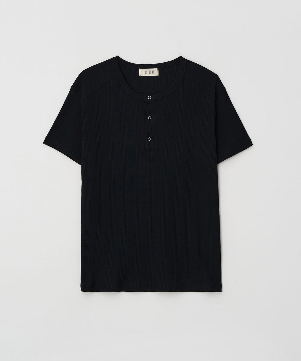 Muscle Fit Basic Henley Black