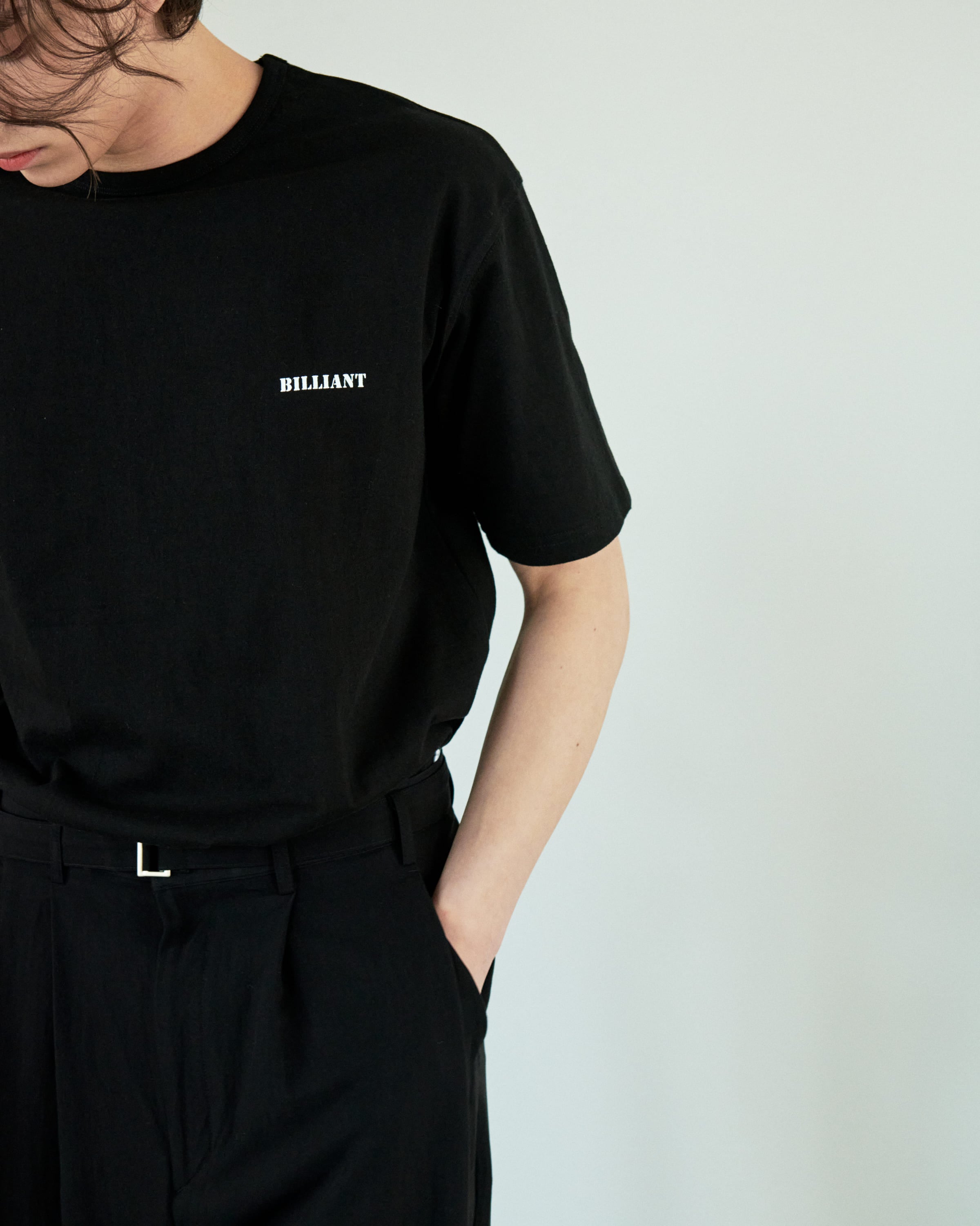 BILLIANT-Basic Open T-Shirt Black