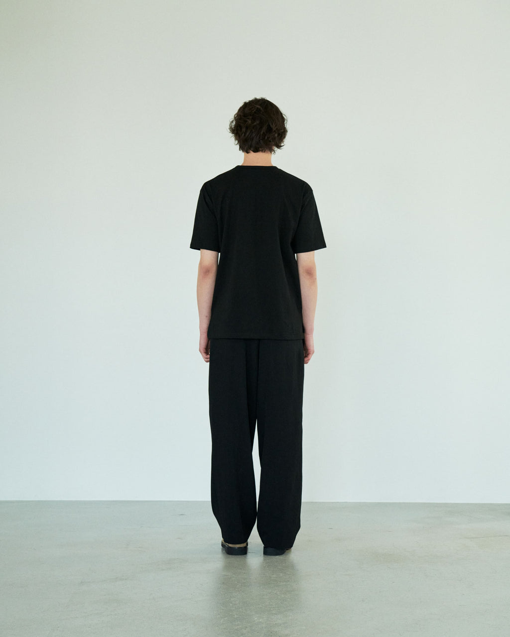 BILLIANT-Basic Open T-Shirt Black - detail 10